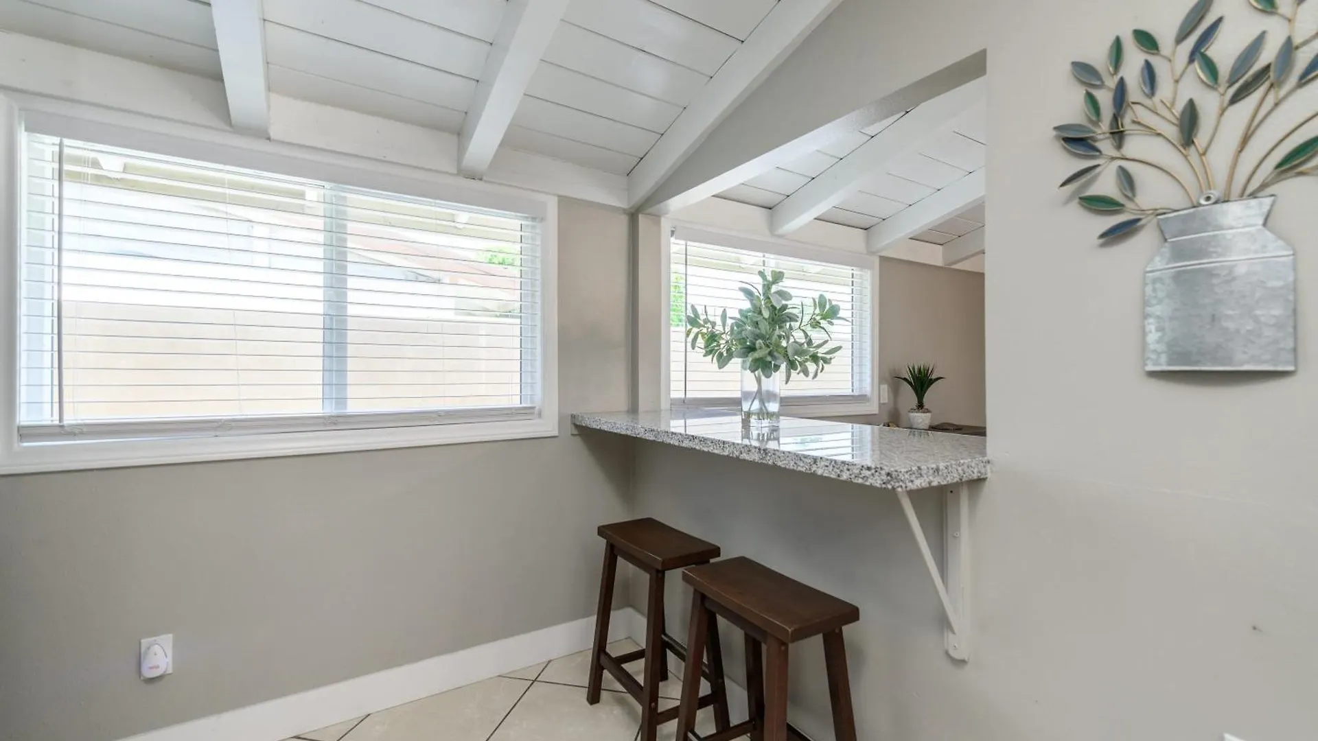 Holiday home Disneyland Dream Villa 5 Bedroom 3 Bath Theater Games Pool Table Anaheim United States