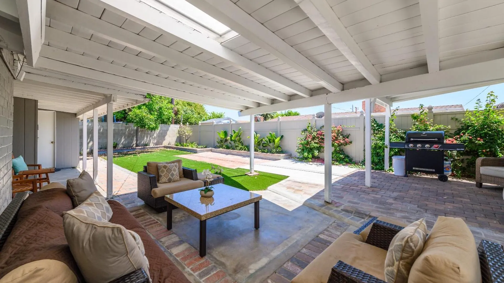 Disneyland Dream Villa 5 Bedroom 3 Bath Theater Games Pool Table Anaheim United States